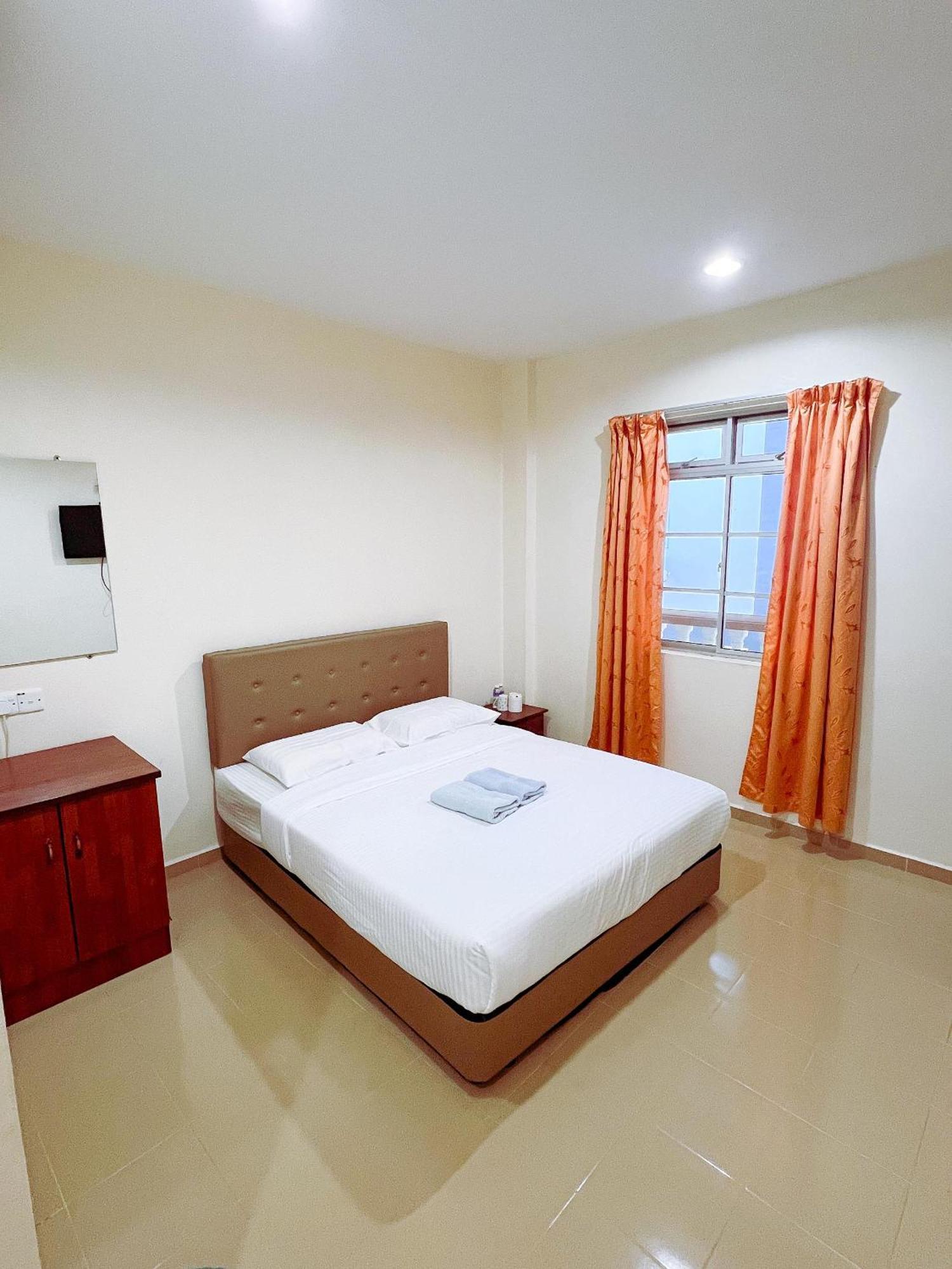 Amzar Motel Cenang Pantai Cenang  Exterior foto